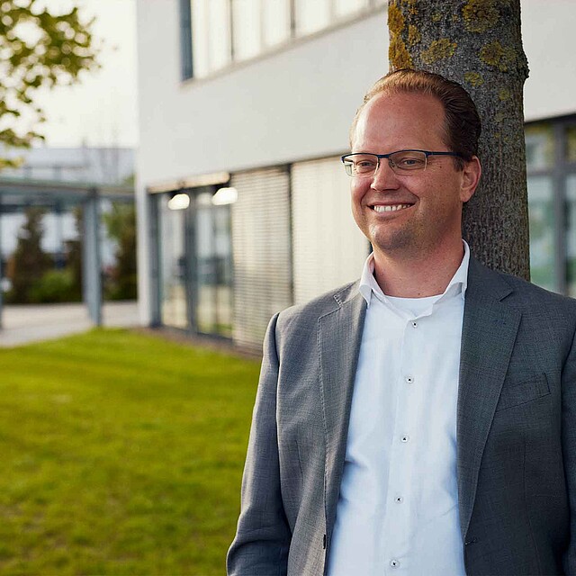 As the 3rd generation of the Thimm family, Kornelius Thimm takes on the role of CEO